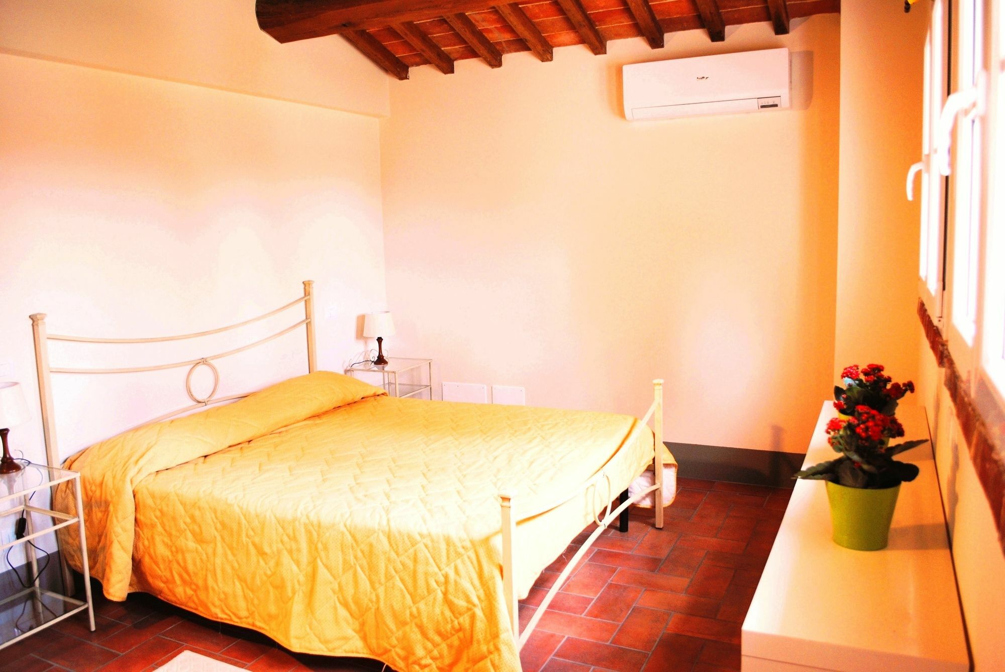 Borgo Le Colline Luxury Agriturismo In Tuscany ガンバッシ・テルメ エクステリア 写真